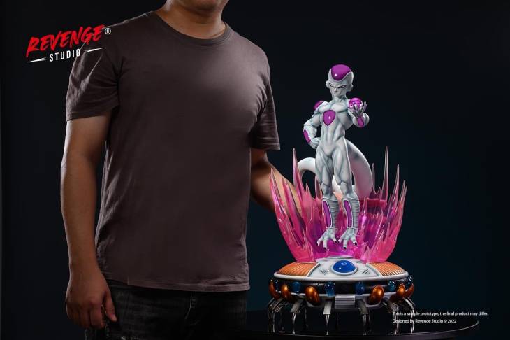 Revenge - Frieza StatueCorp