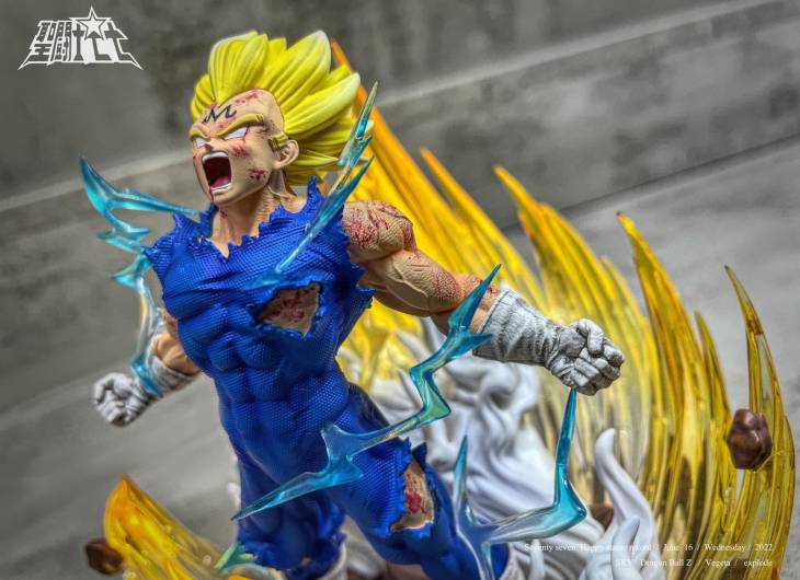 Sky Top - Majin Vegeta StatueCorp