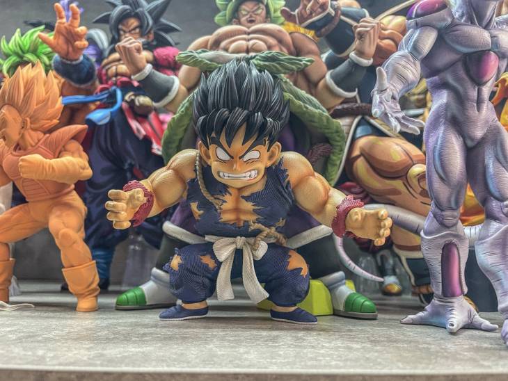 Sky Top - Ozaru Goku StatueCorp