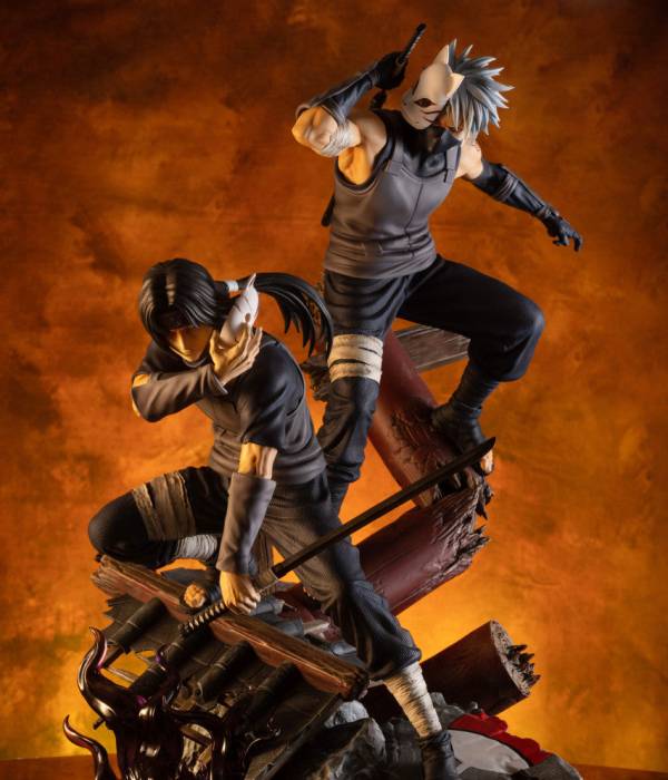 Super Bomb -  Itachi and Kakashi StatueCorp