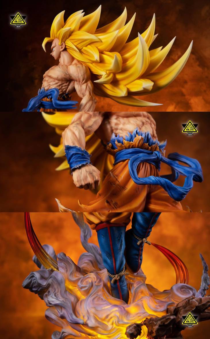 Super Bomb - SSJ3 Goku StatueCorp