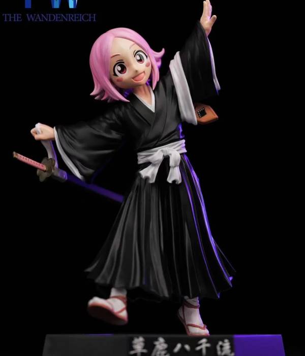 TW - Yachiru StatueCorp