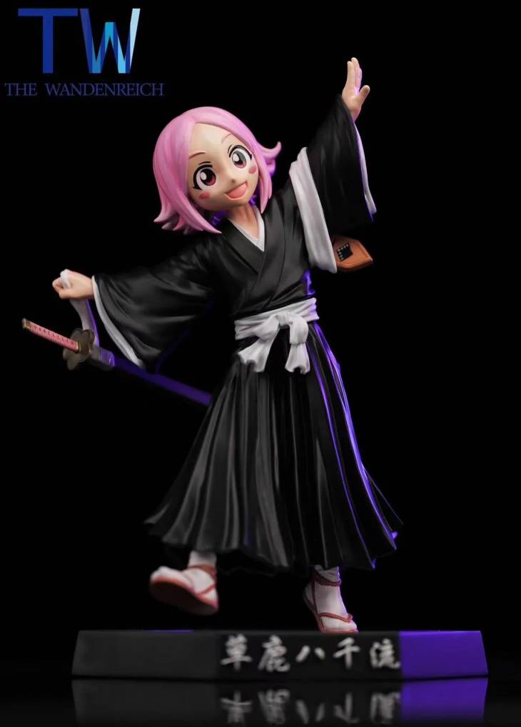TW - Yachiru StatueCorp