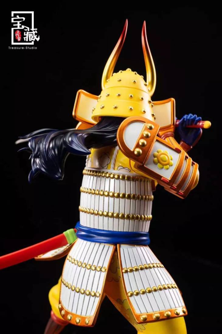 Treasure - Kikunojo and Izou StatueCorp