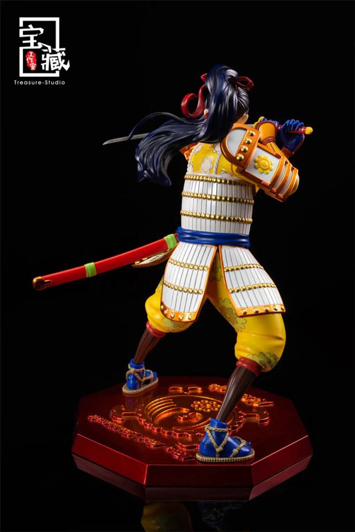Treasure - Kikunojo and Izou StatueCorp