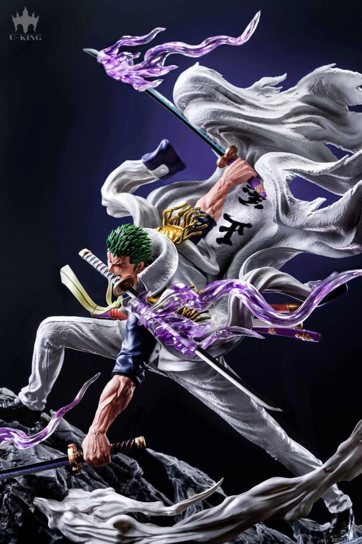U-King - Zoro StatueCorp