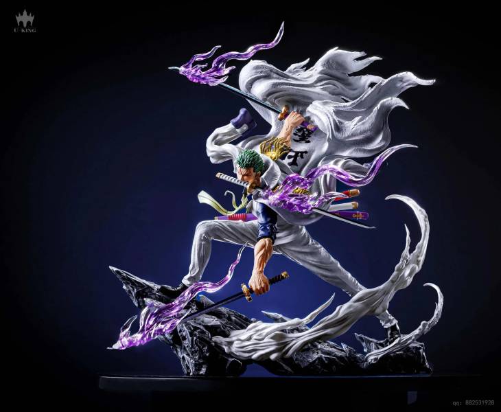 U-King - Zoro StatueCorp