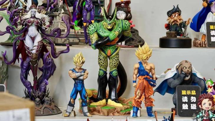 Windseeker - Cell Second Form StatueCorp